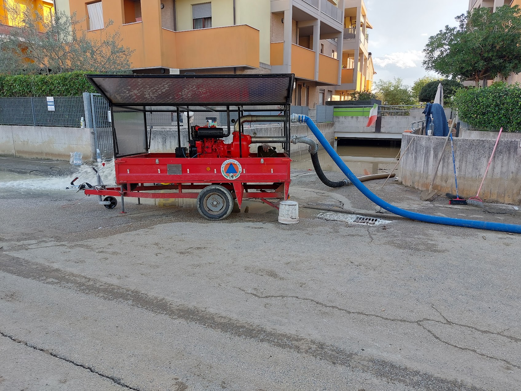 La motopompa Turatello al lavoro
